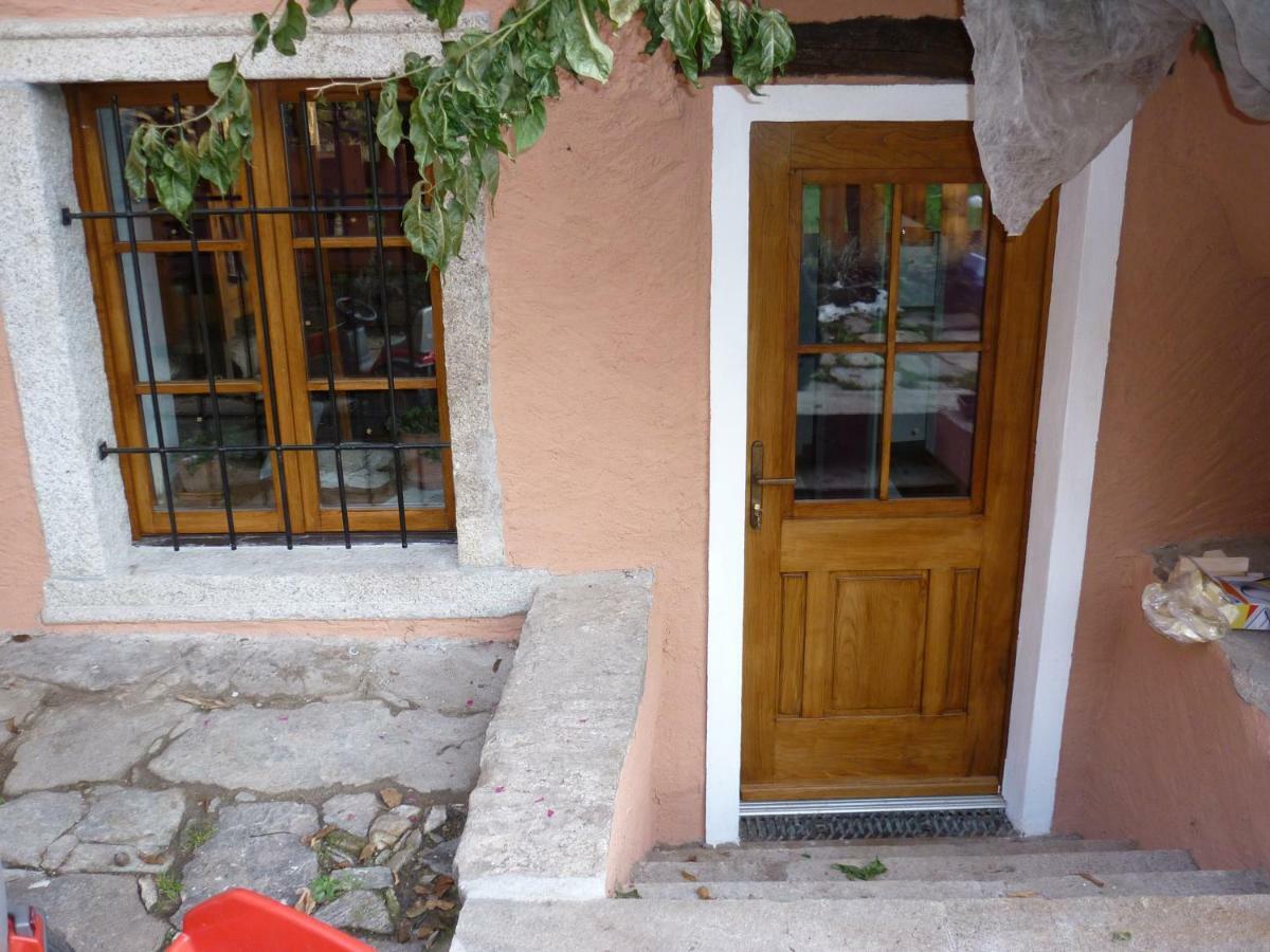 La Vecchia Casa Rosa Apartment กันเนโร ริเวียรา ภายนอก รูปภาพ